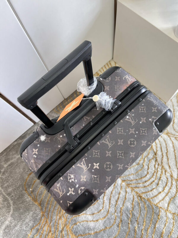 New Collection Fashion Luggage LV D301
