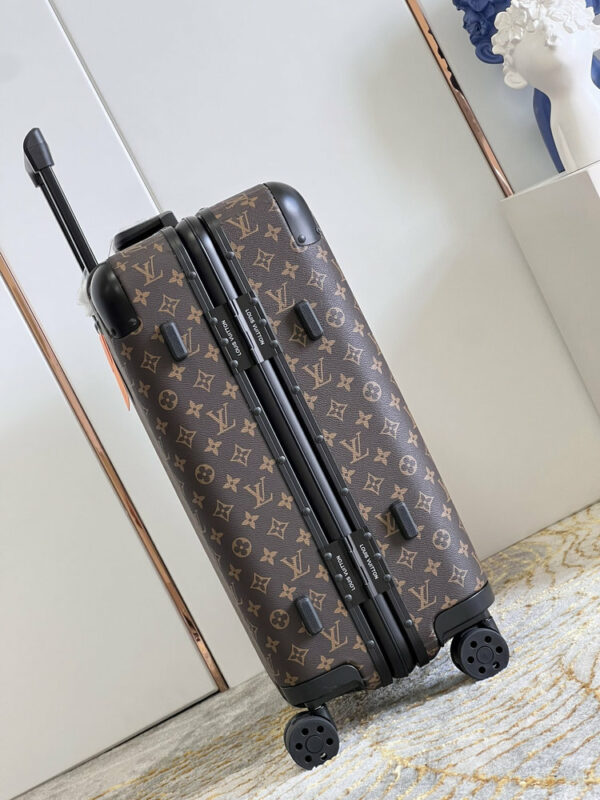 New Collection Fashion Luggage LV D301