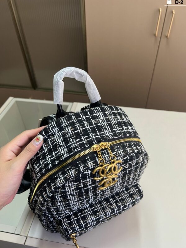 Stylish Fashion Carry CN Handbag CC09193 Stylish Fashion Carry CN Handbag CC09193