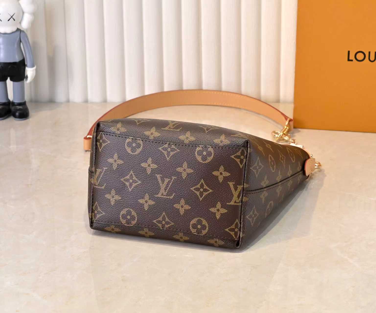 Luxury LV Handbag M25666 Luxury LV Handbag M25666