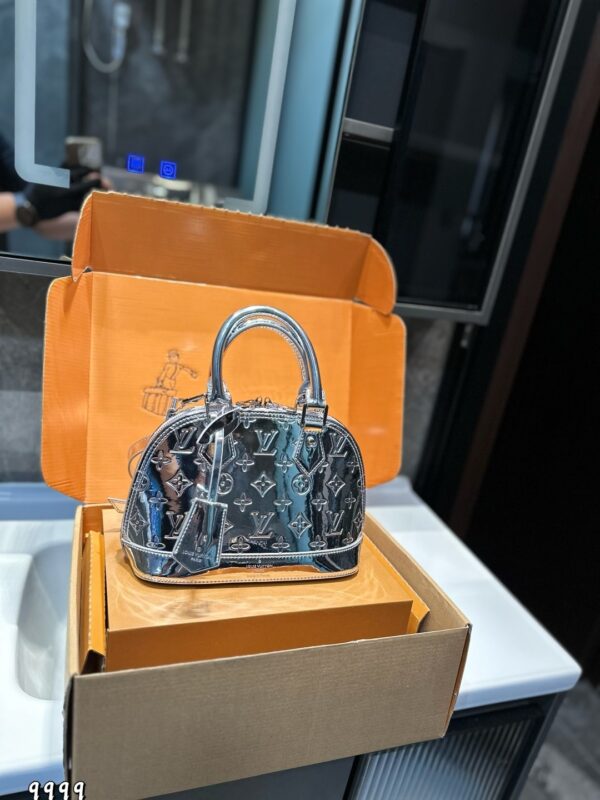 Stylish Fashion Carry LV Handbag LV512 Stylish Fashion Carry LV Handbag LV512