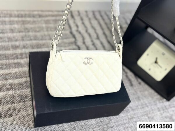 Stylish Fashion Carry CN Handbag 4855