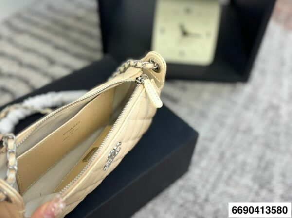 Stylish Fashion Carry CN Handbag 4855