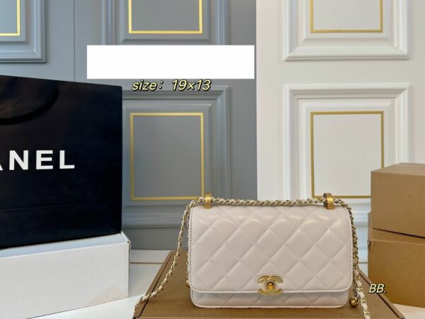 Stylish Fashion Carry CN Handbag CC2510091