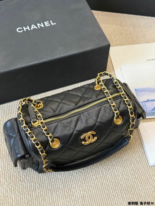 Stylish Fashion Carry CN Handbag CC2510113