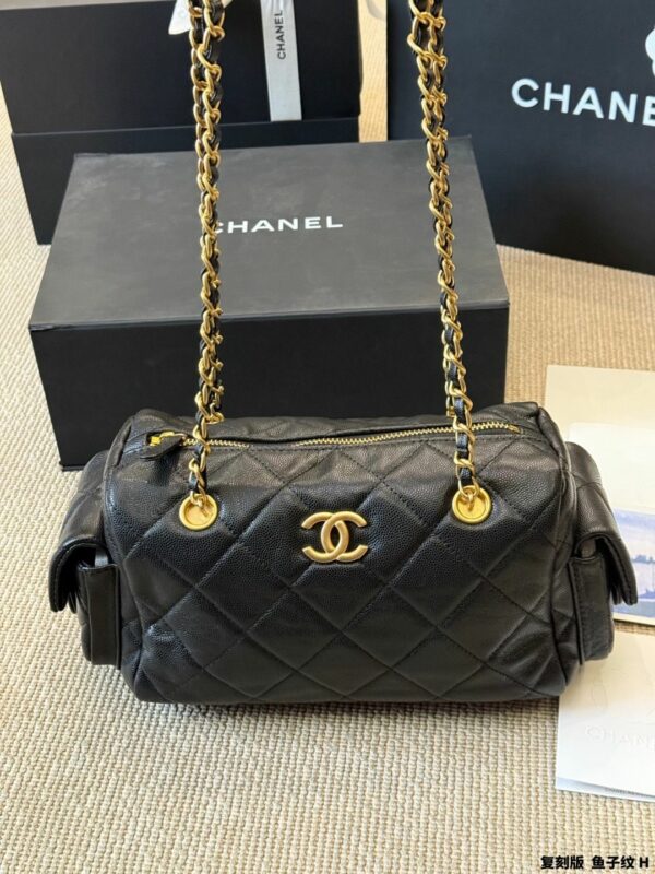 Stylish Fashion Carry CN Handbag CC2510113