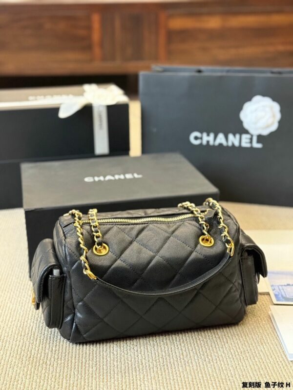 Stylish Fashion Carry CN Handbag CC2510113