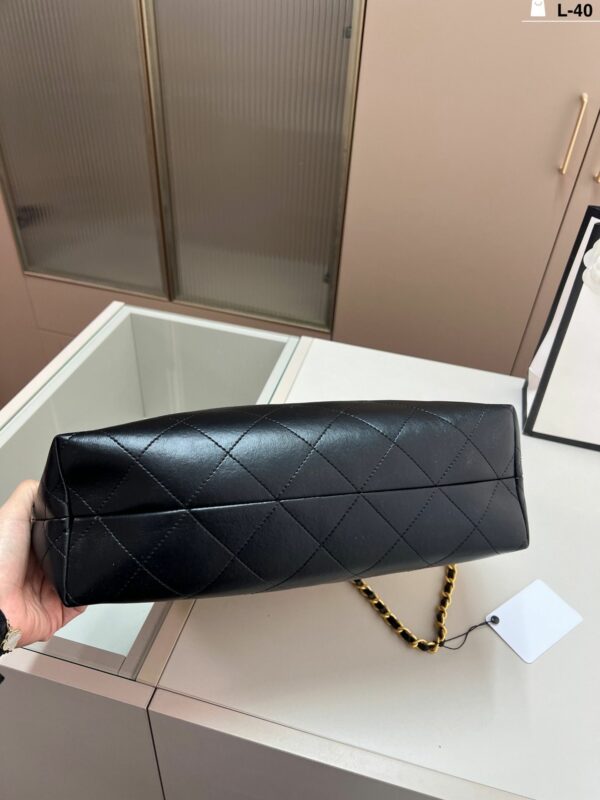 Stylish Fashion Carry CN Handbag CC2510141