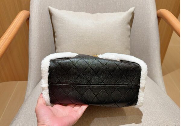 Stylish Fashion Carry CN Handbag CC2510131