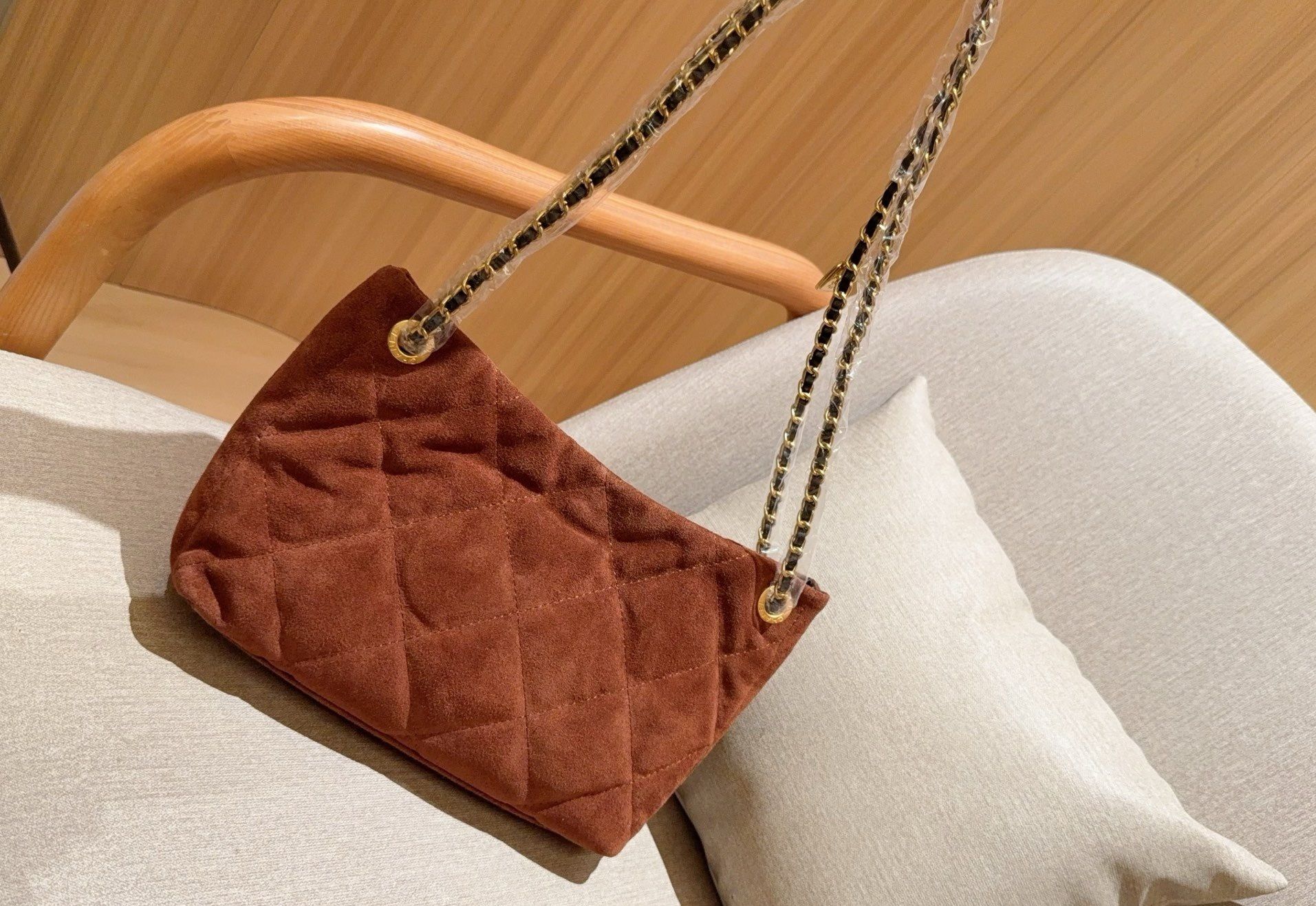 New Collection Fashion CN Handbag CC2510132 New Collection Fashion CN Handbag CC2510132