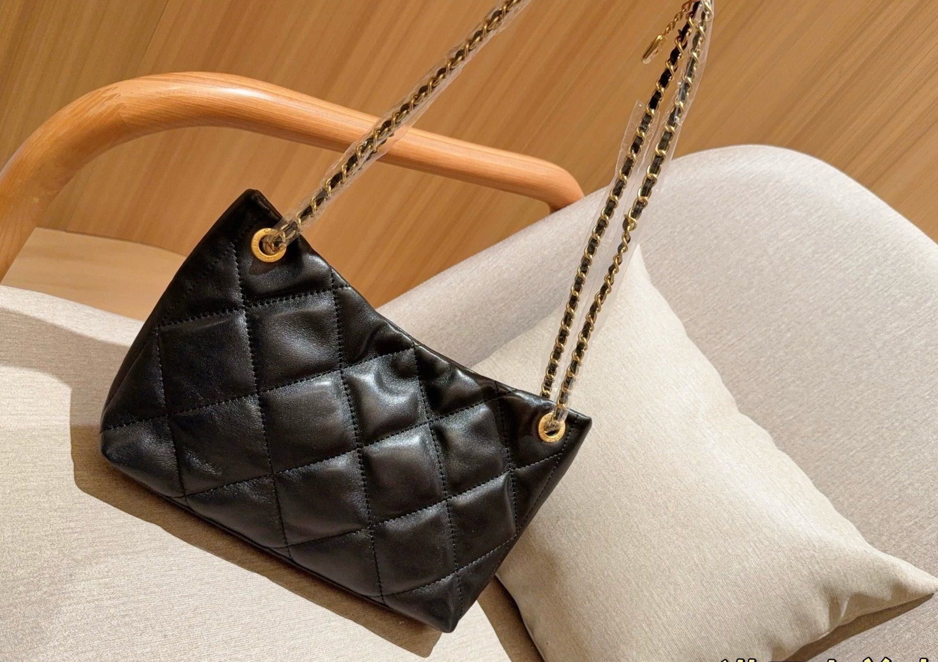 New Collection Fashion CN Handbag CC2510132 New Collection Fashion CN Handbag CC2510132