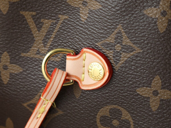 Chic Charm LV Handbag M15124-M15123-N40995 Chic Charm LV Handbag M15124-M15123-N40995