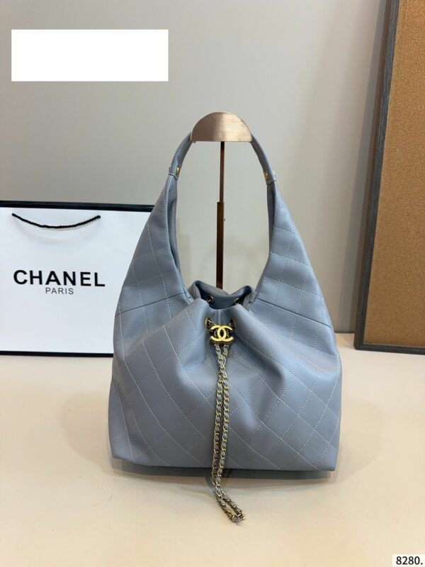 Stylish Fashion Carry CN Handbag CC2510181