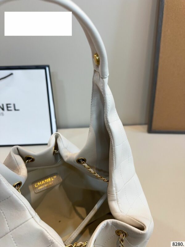 Stylish Fashion Carry CN Handbag CC2510181