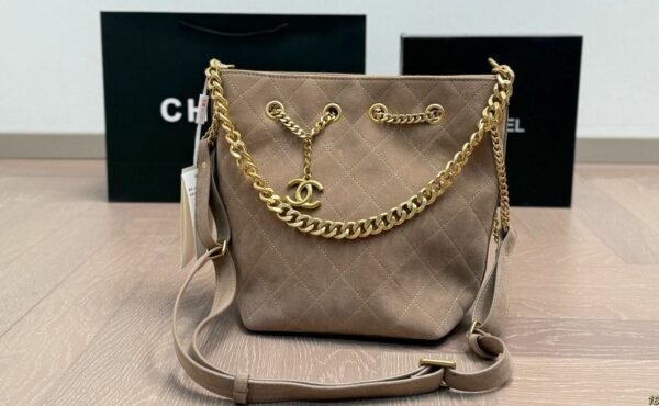 Stylish Fashion Carry CN Handbag CC2510171