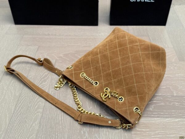 Stylish Fashion Carry CN Handbag CC2510171