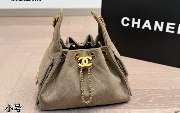 Stylish Fashion Carry CN Handbag CC2510172