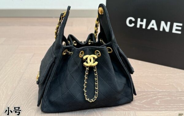 Stylish Fashion Carry CN Handbag CC2510172.1 Stylish Fashion Carry CN Handbag CC2510172.1