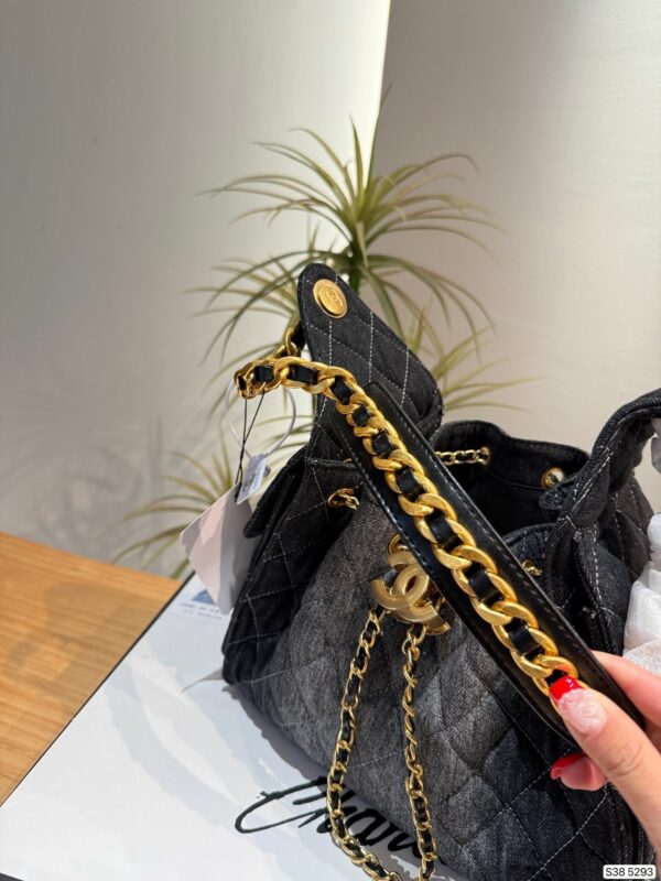 Stylish Fashion Carry CN Handbag 5293