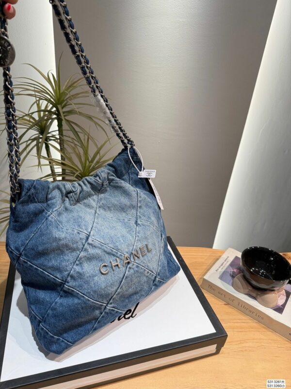 Stylish Fashion Carry CN Handbag 3261