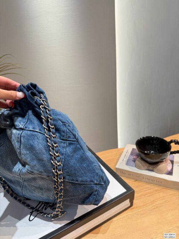 Stylish Fashion Carry CN Handbag 3261