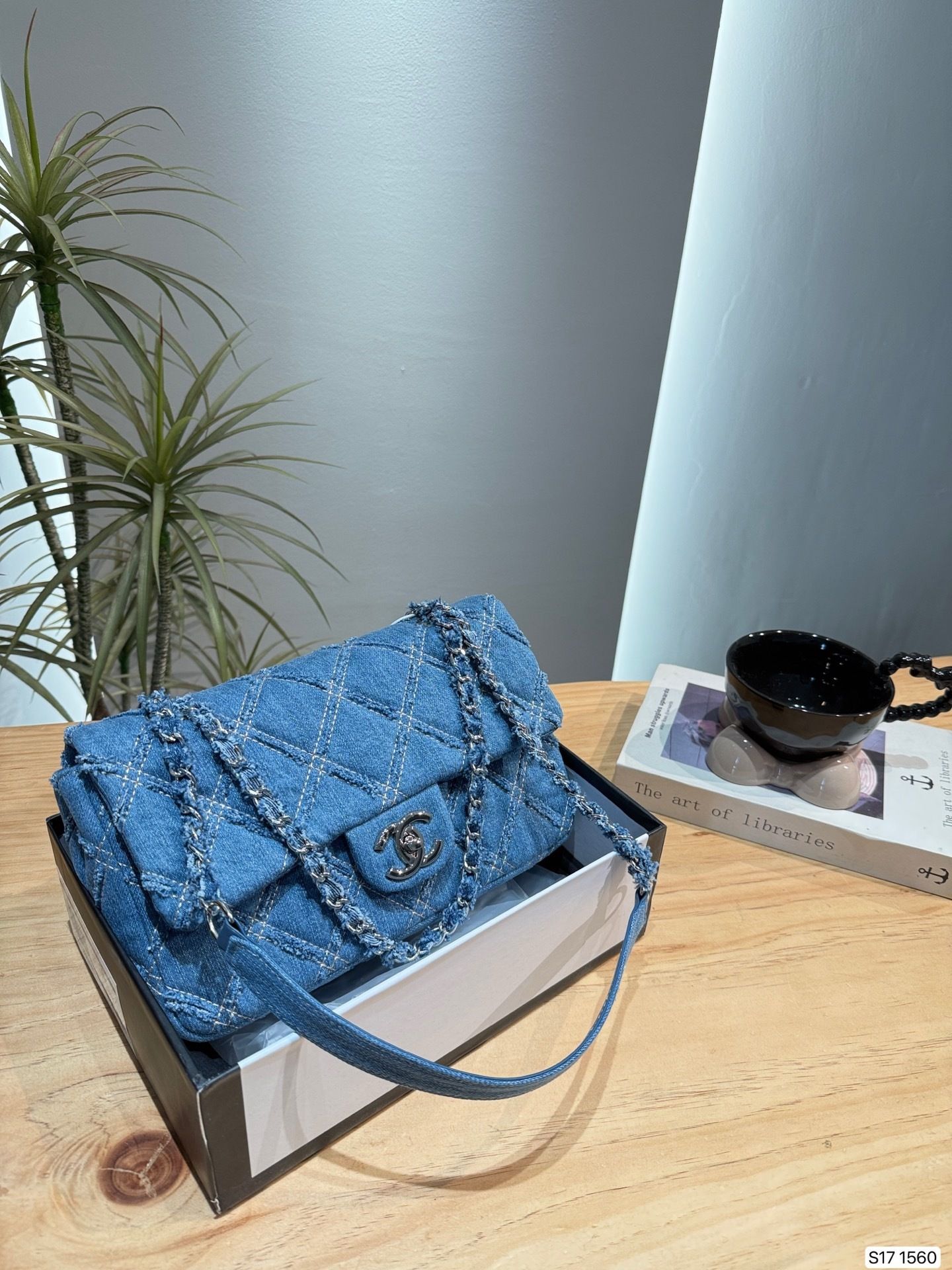 New Collection Fashion CN Handbag 1560 New Collection Fashion CN Handbag 1560