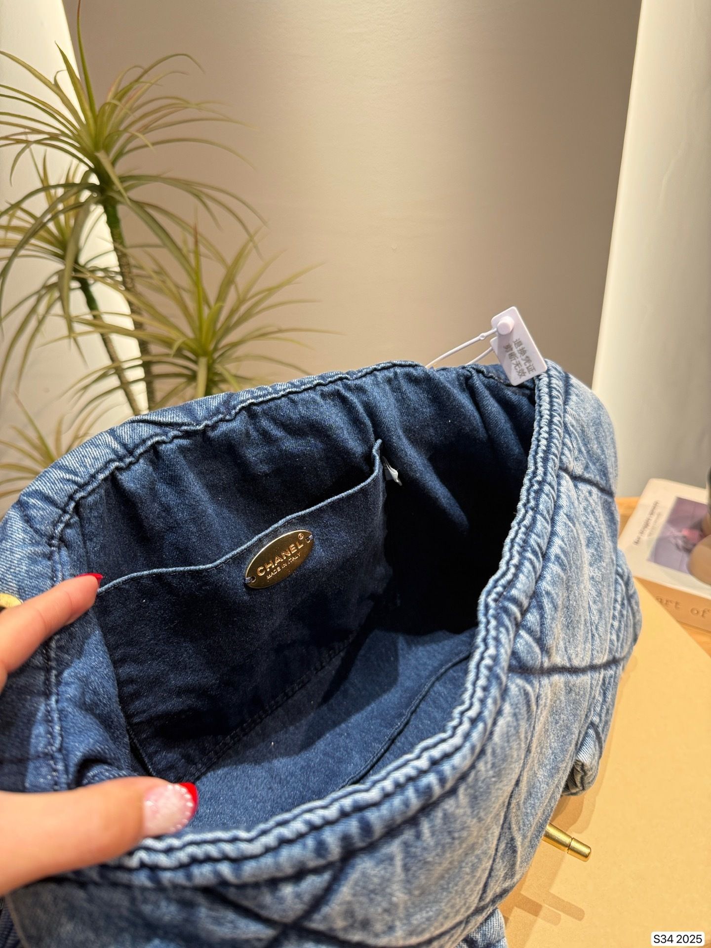 New Collection Fashion CN Handbag 2025 New Collection Fashion CN Handbag 2025