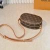 Chic Charm LV Handbag M25549