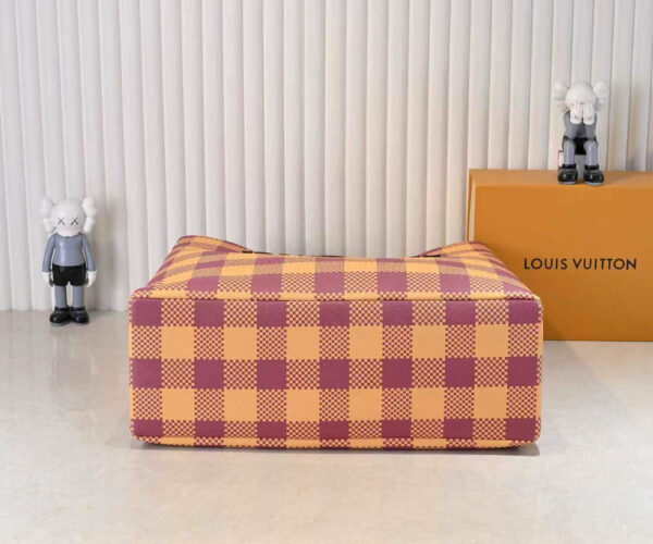 Chic Charm LV Handbag M24457-3
