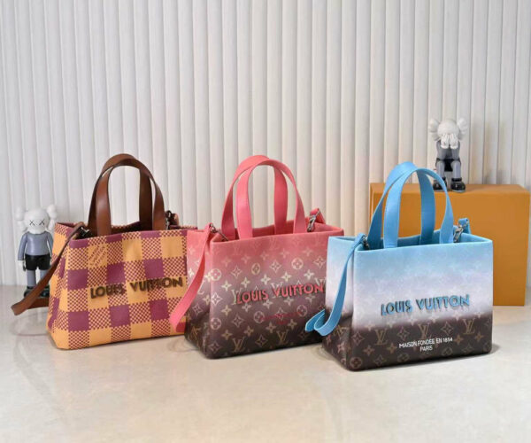 Chic Charm LV Handbag M13940-1