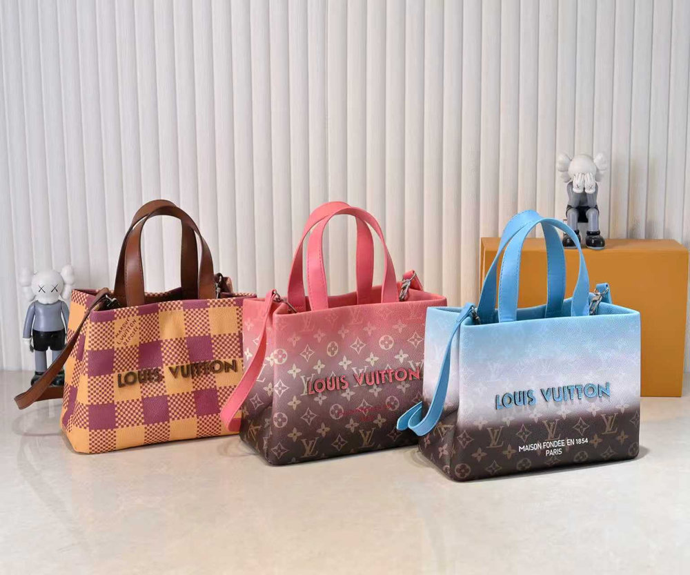 Luxury LV Handbag M13940.1 Luxury LV Handbag M13940.1