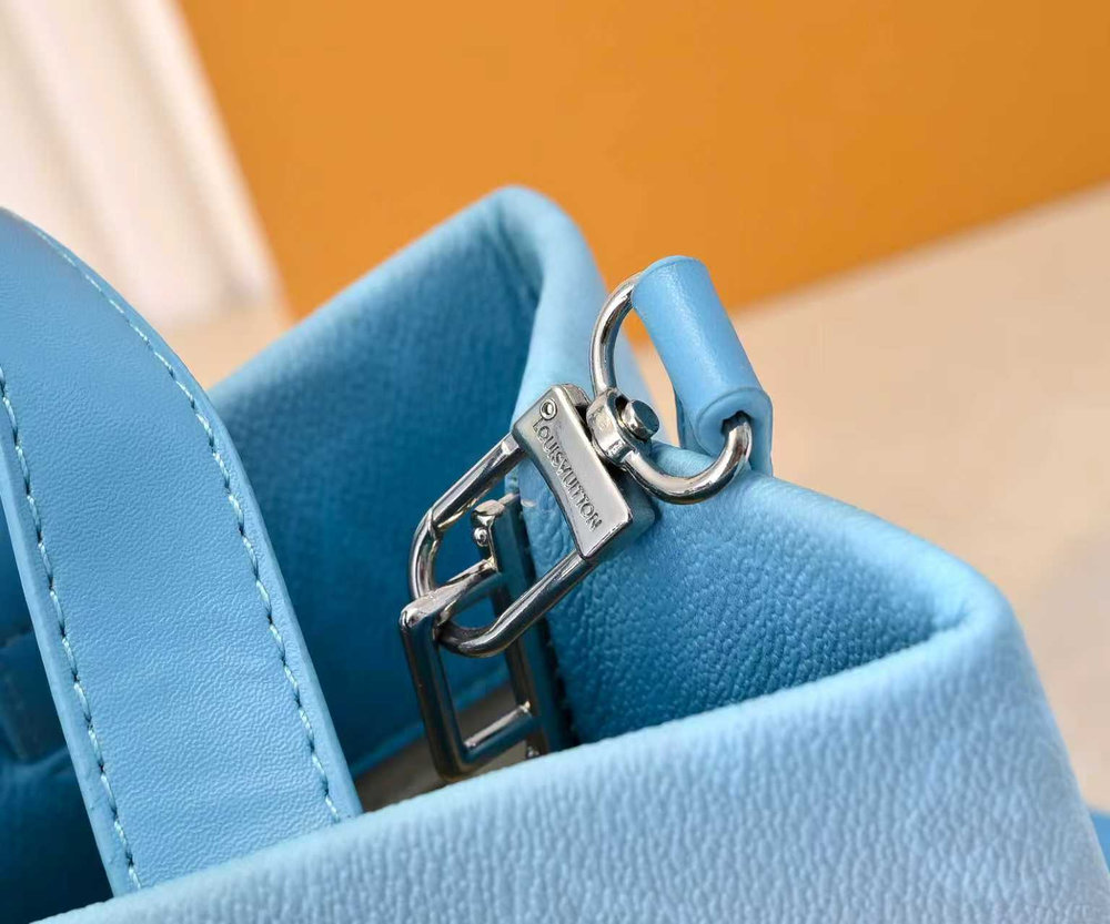 Luxury LV Handbag M13940.1 Luxury LV Handbag M13940.1