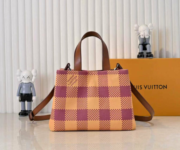 Chic Charm LV Handbag M13940-1