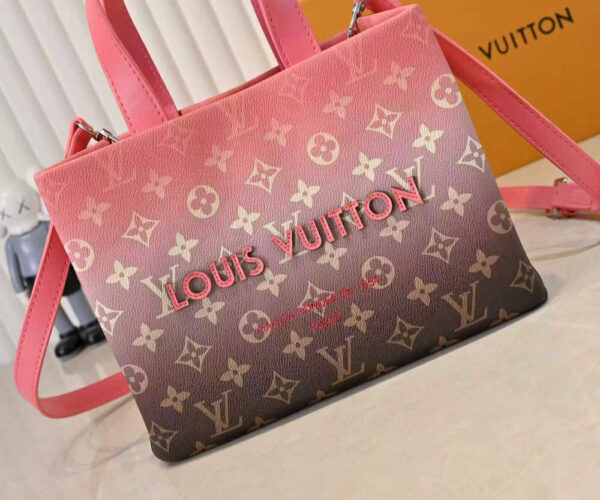 Chic Charm LV Handbag M13940-1