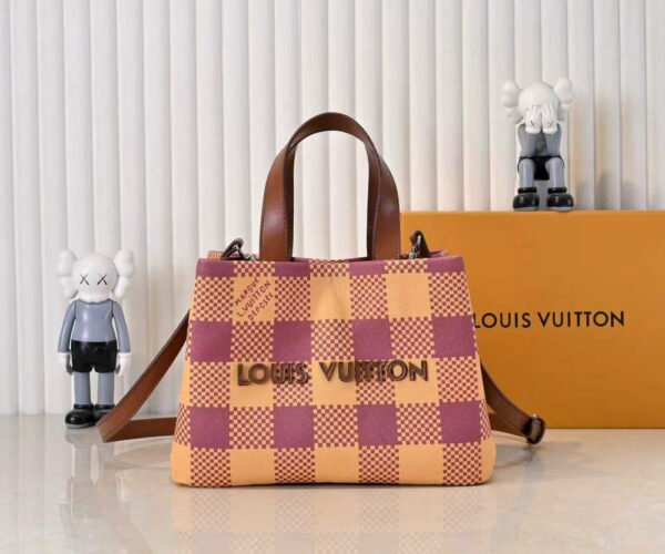 Chic Charm LV Handbag M13940-1