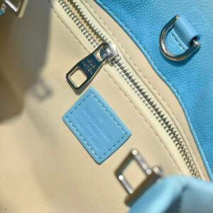 Luxury LV Handbag M13940.1 23 cb72ccea result