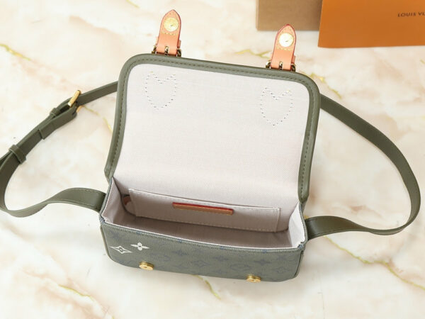 Chic Charm LV Handbag M26805-M83298