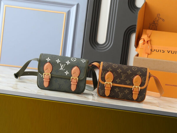 Chic Charm LV Handbag M26805-M83298