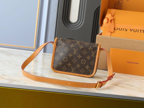 Chic Charm LV Handbag M26805-M83298