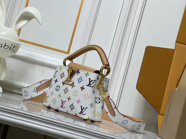 Chic Charm LV Handbag M59939-M94519.3