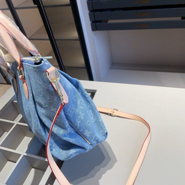Stylish Fashion Carry LV Handbag LV566 Stylish Fashion Carry LV Handbag LV566
