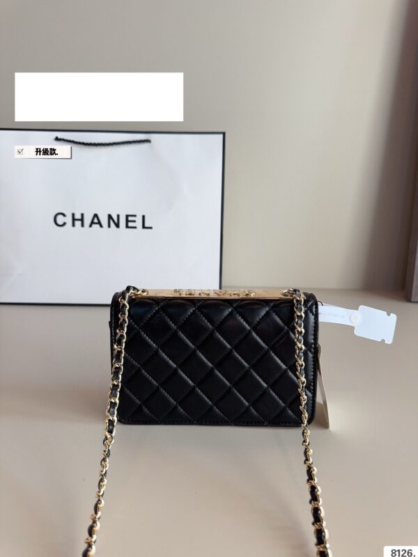 Stylish Fashion Carry CN Handbag CC03111
