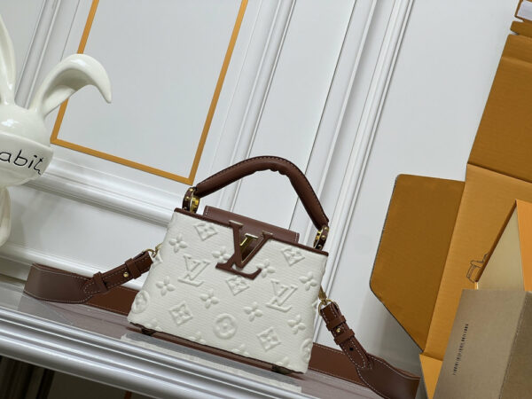 Chic Charm LV Handbag M59939-M94519.5 Chic Charm LV Handbag M59939-M94519.5