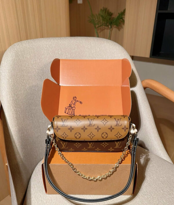 Stylish Fashion Carry Bag L5231