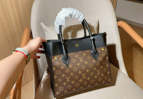 Stylish Fashion Carry Bag L5219 Stylish Fashion Carry Bag L5219