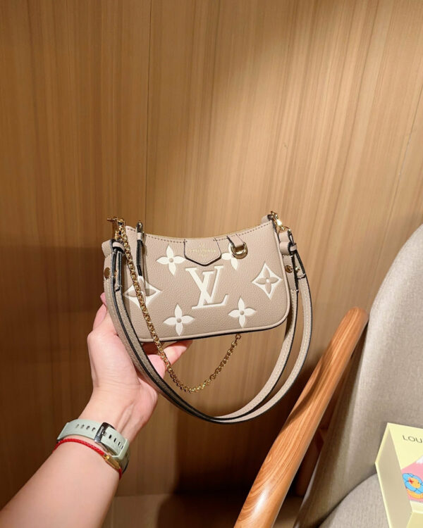 Stylish Fashion Carry Bag L5217 Stylish Fashion Carry Bag L5217