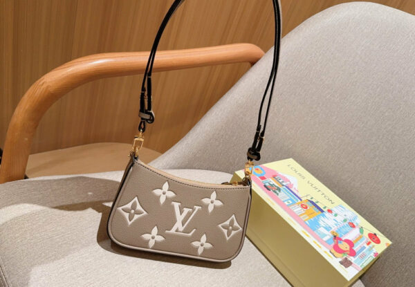 Stylish Fashion Carry Bag L5217 Stylish Fashion Carry Bag L5217