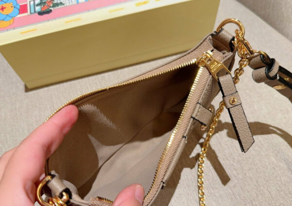 Stylish Fashion Carry Bag L5217 Stylish Fashion Carry Bag L5217