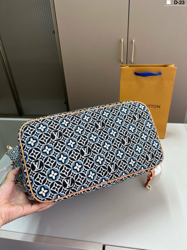 Stylish Fashion Carry Bag L5211