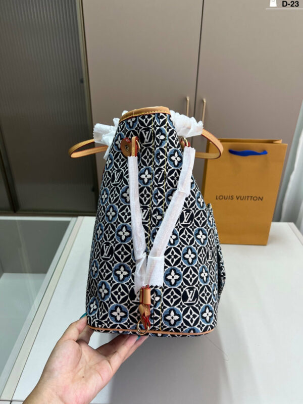Stylish Fashion Carry Bag L5211